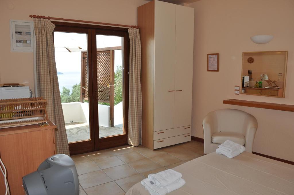Kim Achladies (Skiathos)